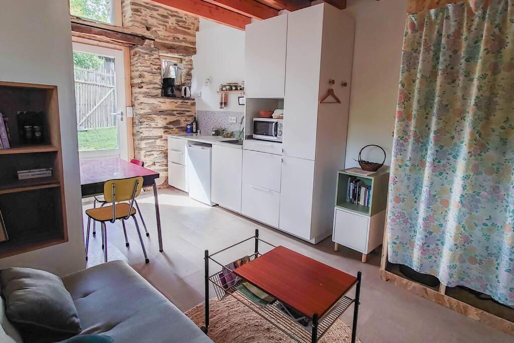 Saint-Just  Longere Tinyhouse Avec Son Jardin-Foret מראה חיצוני תמונה